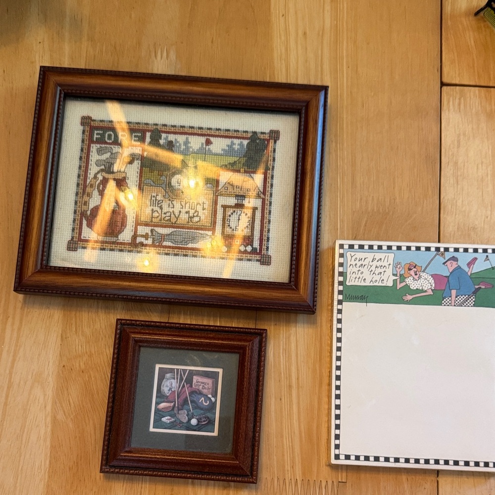 Set of Golf Cross-Stitch Art inWood Frame, Standing Gold Small print, Golf Note